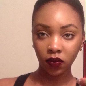 Meet your Posher, Priscilla